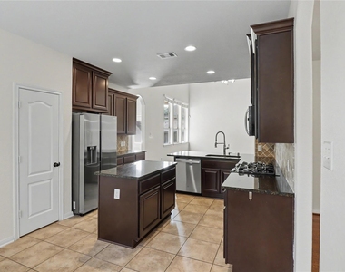 99 Sagamore Ridge Place - Photo Thumbnail 24