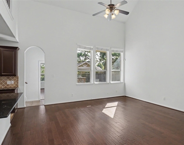 99 Sagamore Ridge Place - Photo Thumbnail 26