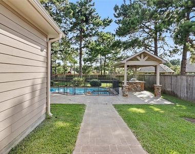 99 Sagamore Ridge Place - Photo Thumbnail 11