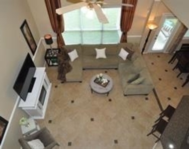14107 Spring Mountain Lane - Photo Thumbnail 5