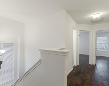 226 Blushwood Place - Photo Thumbnail 34