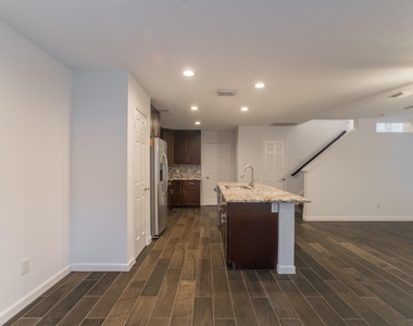 226 Blushwood Place - Photo Thumbnail 22
