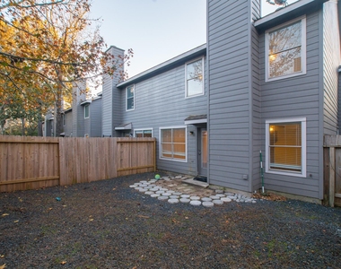 226 Blushwood Place - Photo Thumbnail 43
