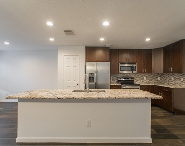 226 Blushwood Place - Photo Thumbnail 8