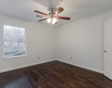 226 Blushwood Place - Photo Thumbnail 38