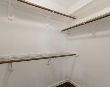 226 Blushwood Place - Photo Thumbnail 33