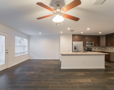 226 Blushwood Place - Photo Thumbnail 15