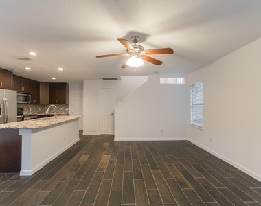 226 Blushwood Place - Photo Thumbnail 17