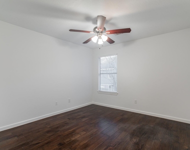 226 Blushwood Place - Photo Thumbnail 35