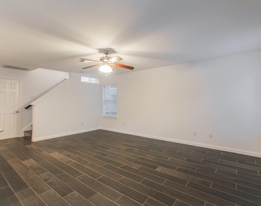 226 Blushwood Place - Photo Thumbnail 18