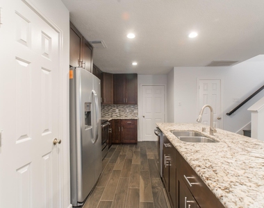 226 Blushwood Place - Photo Thumbnail 10