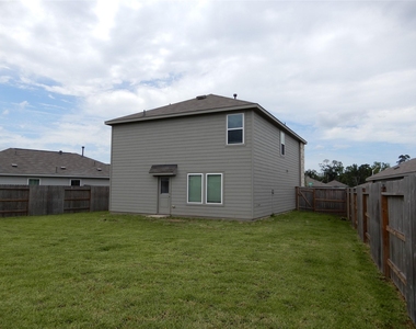 21102 Trivento Drive - Photo Thumbnail 16