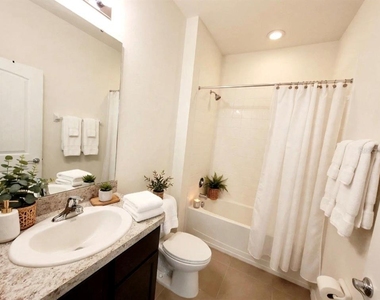 17589 Garsalaso Cir - Photo Thumbnail 17