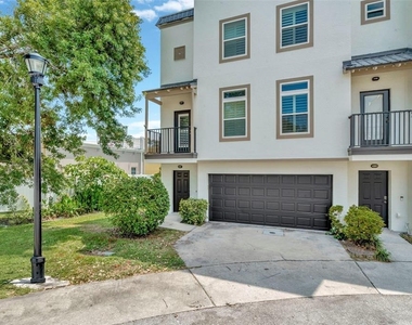3213 Marcellus Circle - Photo Thumbnail 1