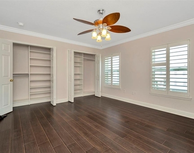3213 Marcellus Circle - Photo Thumbnail 21