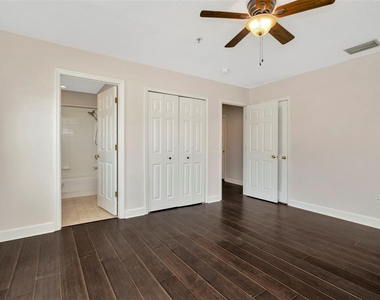 3213 Marcellus Circle - Photo Thumbnail 18
