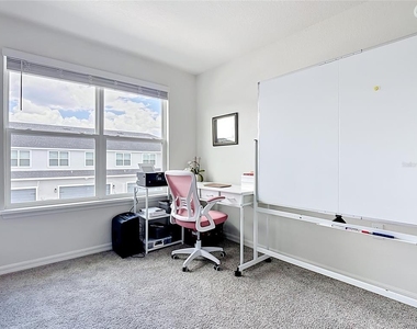371 Crossings Avenue - Photo Thumbnail 6