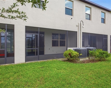724 Royal Empress Drive - Photo Thumbnail 32