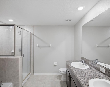 724 Royal Empress Drive - Photo Thumbnail 18