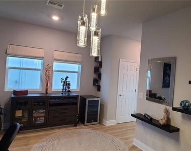 5633 Del Coronado Drive - Photo Thumbnail 2