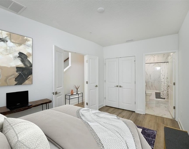 317 15th Street N - Photo Thumbnail 8