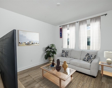 317 15th Street N - Photo Thumbnail 14