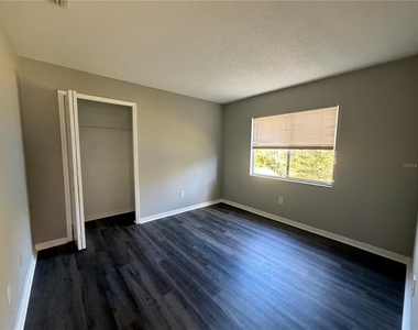 11701 Brenford Crest Drive - Photo Thumbnail 8