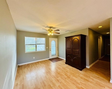 12909 Litewood Drive - Photo Thumbnail 1