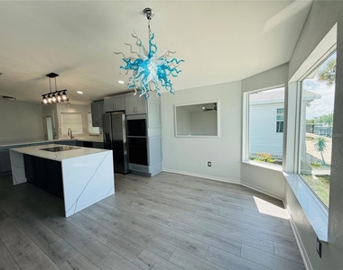 4851 W Gandy Boulevard - Photo Thumbnail 11