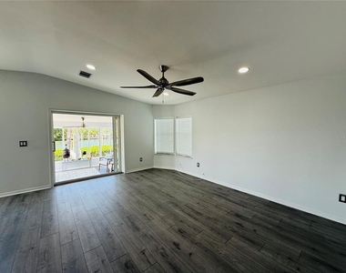 4851 W Gandy Boulevard - Photo Thumbnail 13