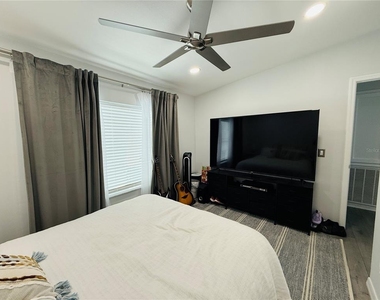 4851 W Gandy Boulevard - Photo Thumbnail 21