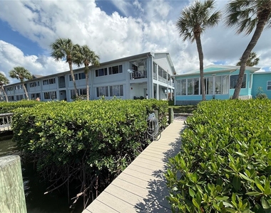 4851 W Gandy Boulevard - Photo Thumbnail 31