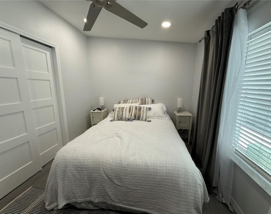 4851 W Gandy Boulevard - Photo Thumbnail 22