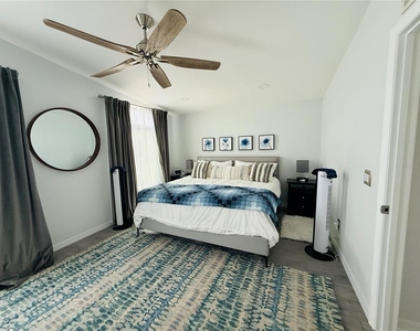 4851 W Gandy Boulevard - Photo Thumbnail 15