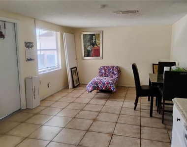 1011 57th Avenue Terrace E - Photo Thumbnail 6