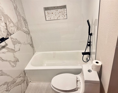 3205 E Shadowlawn Avenue - Photo Thumbnail 14