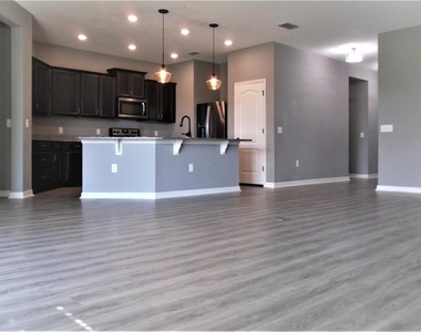 10638 Laguna Plains Drive - Photo Thumbnail 5