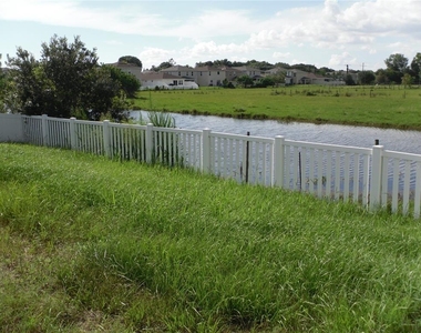 10638 Laguna Plains Drive - Photo Thumbnail 40