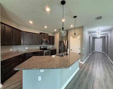 10638 Laguna Plains Drive - Photo Thumbnail 16