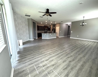 10638 Laguna Plains Drive - Photo Thumbnail 17