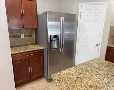 4723 Somerset Hill Lane - Photo Thumbnail 3