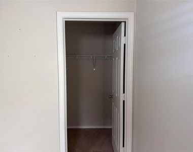 4723 Somerset Hill Lane - Photo Thumbnail 15