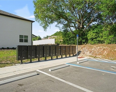11890 Sylvia Street - Photo Thumbnail 27