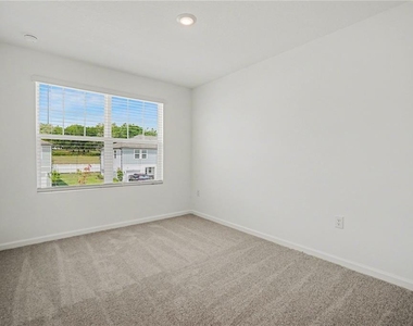 11890 Sylvia Street - Photo Thumbnail 17
