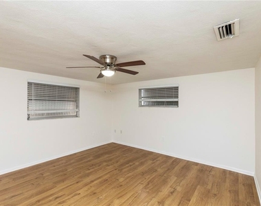 6149 2nd Avenue - Photo Thumbnail 15