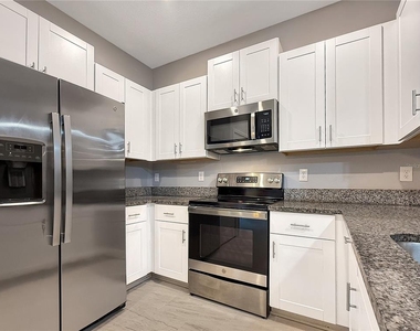11920 Castine Street - Photo Thumbnail 8