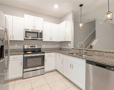 11920 Castine Street - Photo Thumbnail 9