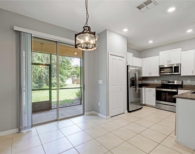 11920 Castine Street - Photo Thumbnail 8