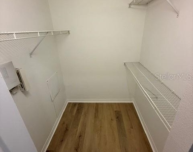 5608 Pinnacle Heights Circle - Photo Thumbnail 13