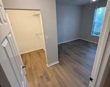 5608 Pinnacle Heights Circle - Photo Thumbnail 10